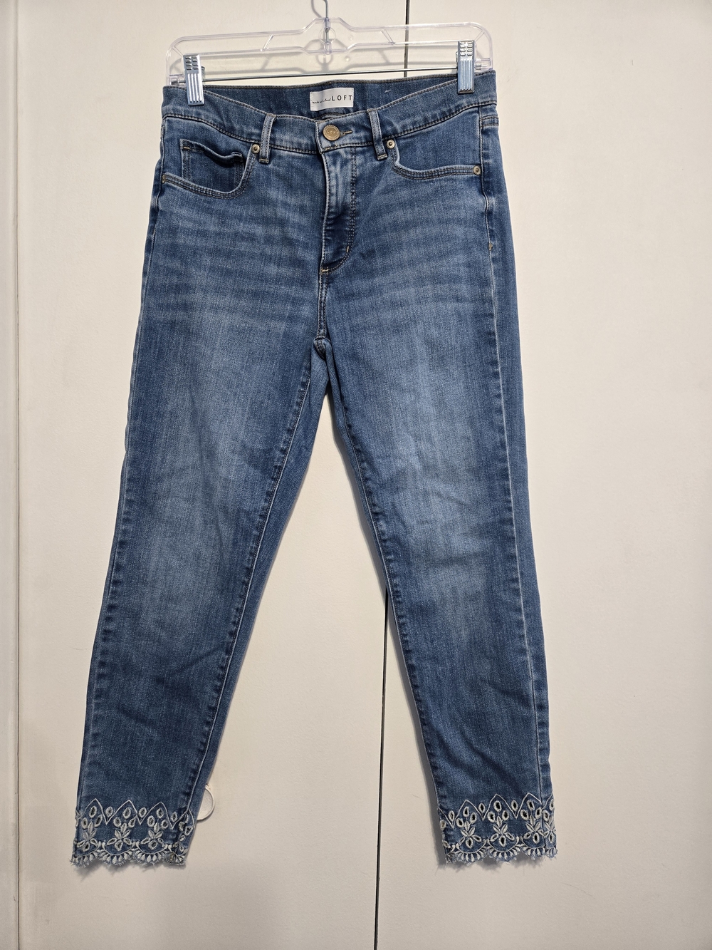 LOFT Modern Skinny Crop Jeans Approx 6/28 Embroidered Eyelet Raw Hem Boho